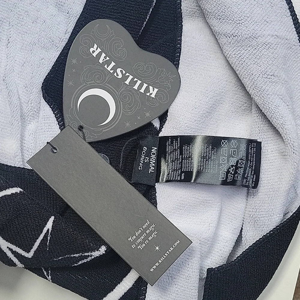 Killstar HAUNT IT COFFIN TOWEL - Picture 5 of 8